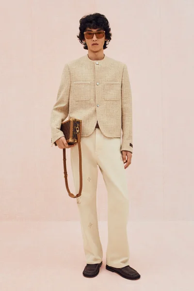 Look 7